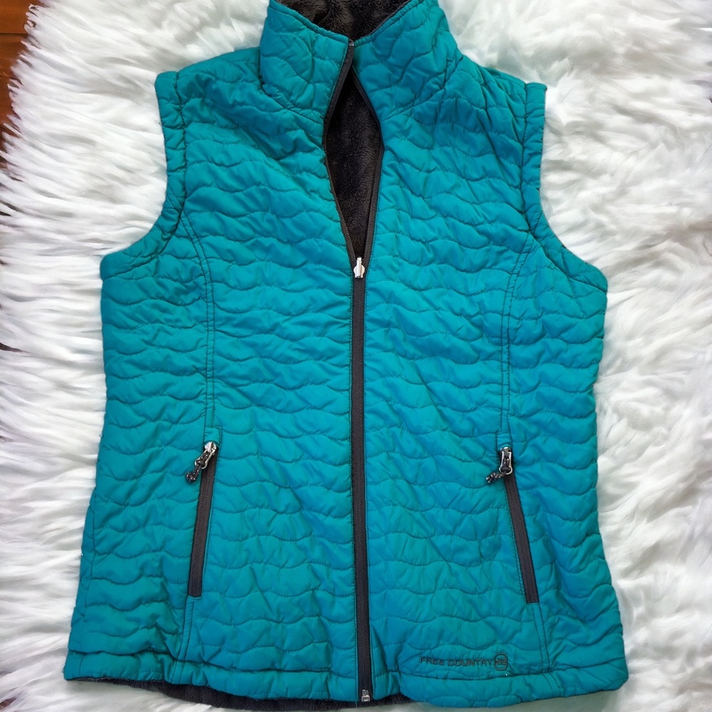 Free Country Reversible Vest - Medium